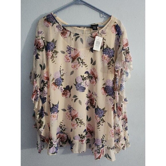 NEW Torrid Floral Dolman Blouse 2 Ruffle Layered Buttons Up Back Chiffon Tank - Picture 1 of 4